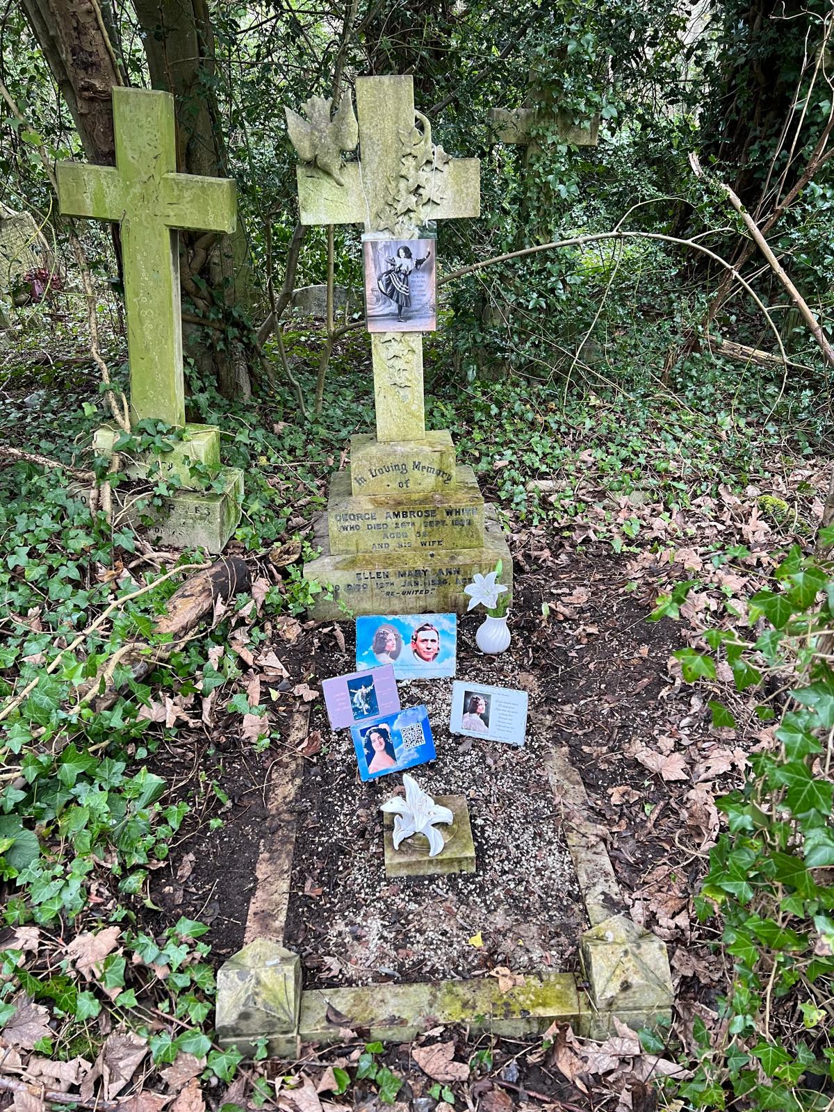 The grave of Ellen and George with tributes placed by Liam Mooney, January 2025