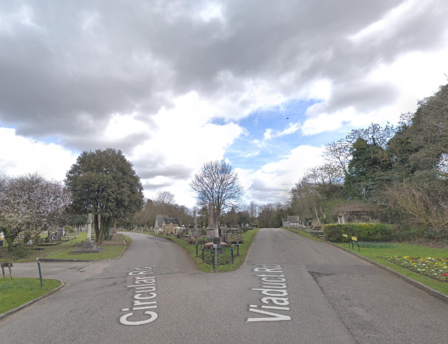 Junction where Viaduct Road meets Circular Road